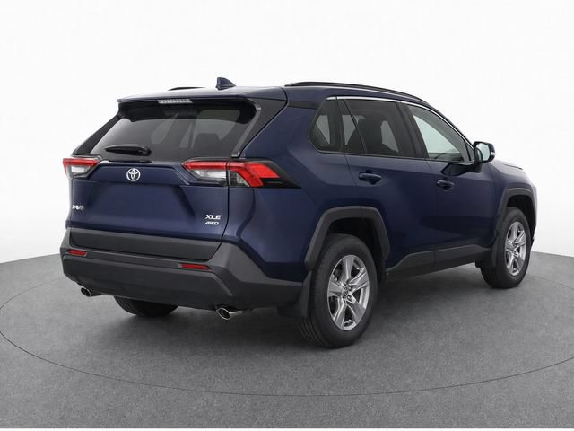 Used 2025 Toyota RAV4 XLE AWD/4WD image 4