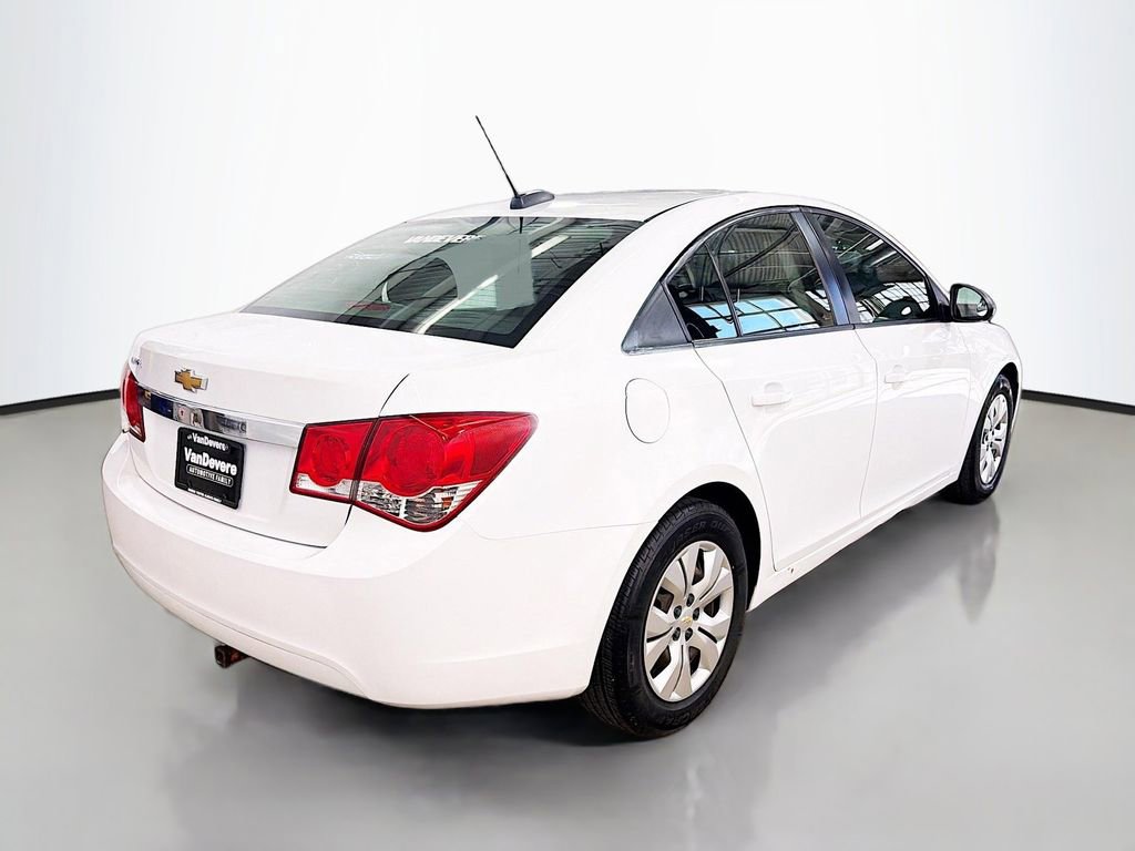 Used 2016 Chevrolet Cruze LS FWD image 9