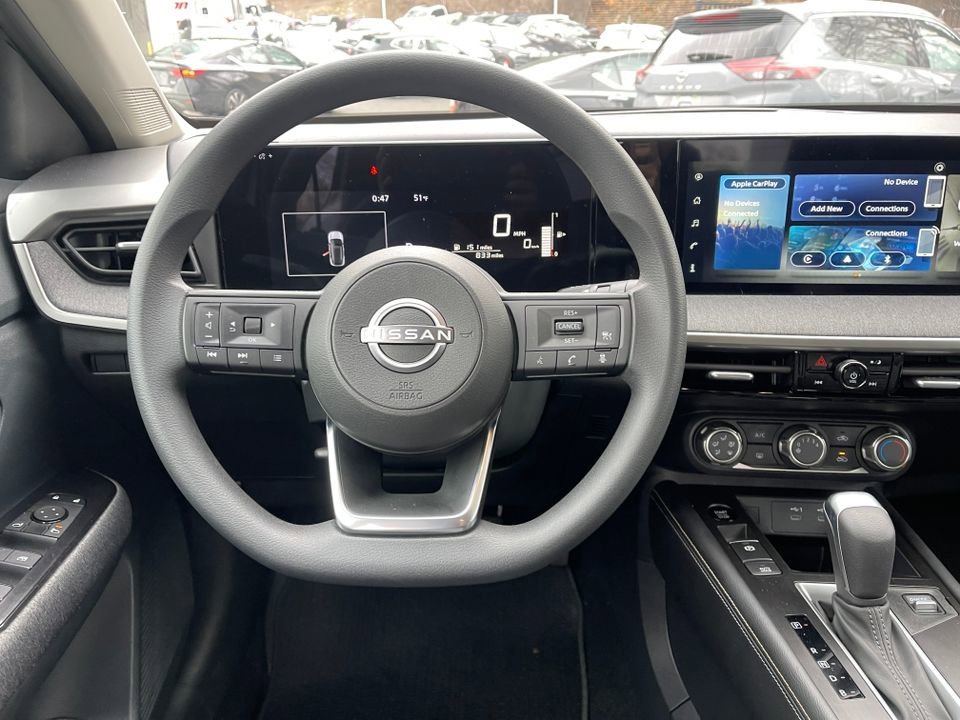 New 2025 Nissan Kicks SV w/ Illumination Package image 14