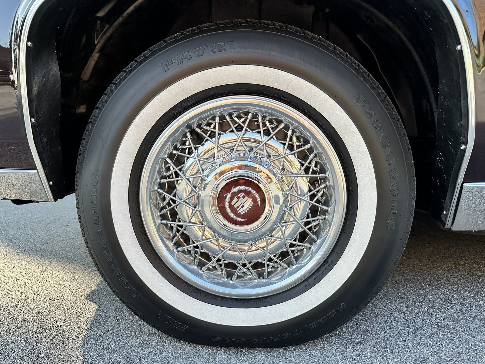 Used 1987 Cadillac Brougham RWD image 24
