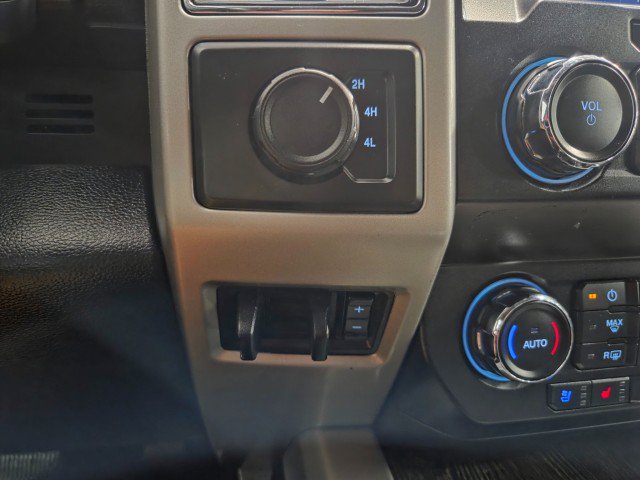 Used 2020 Ford F250 Lariat w/ Lariat Value Package AWD/4WD image 52