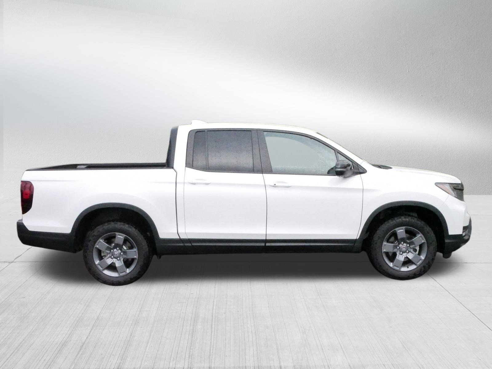 Certified 2025 Honda Ridgeline TrailSport image 8