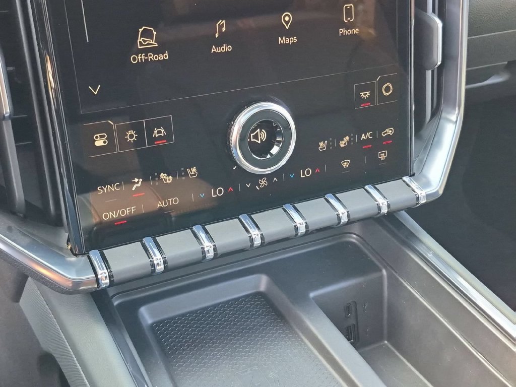New 2026 GMC Acadia AT4 w/ Luxury Package AWD/4WD image 12
