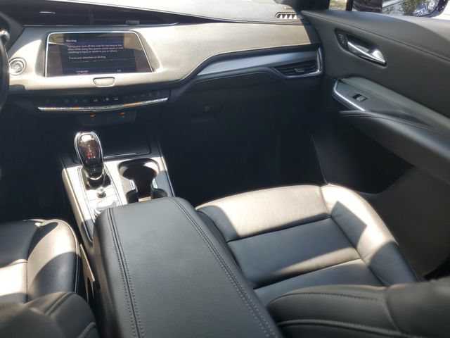 Certified 2023 Cadillac XT4 Premium Luxury FWD image 16