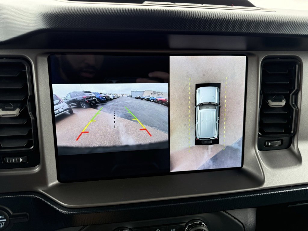 Used 2021 Ford Bronco Outer Banks image 19