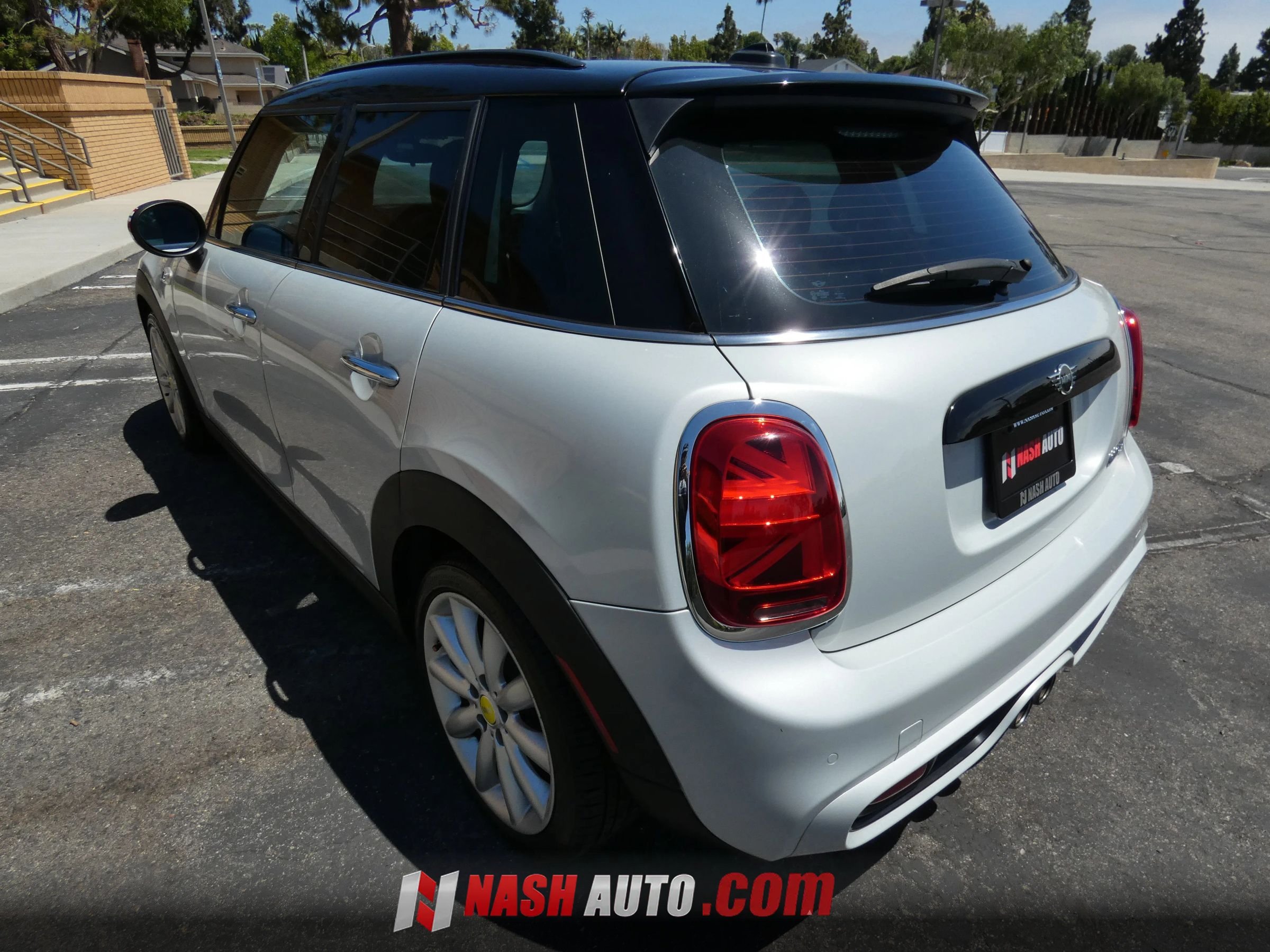 Used 2019 MINI Cooper S FWD image 12