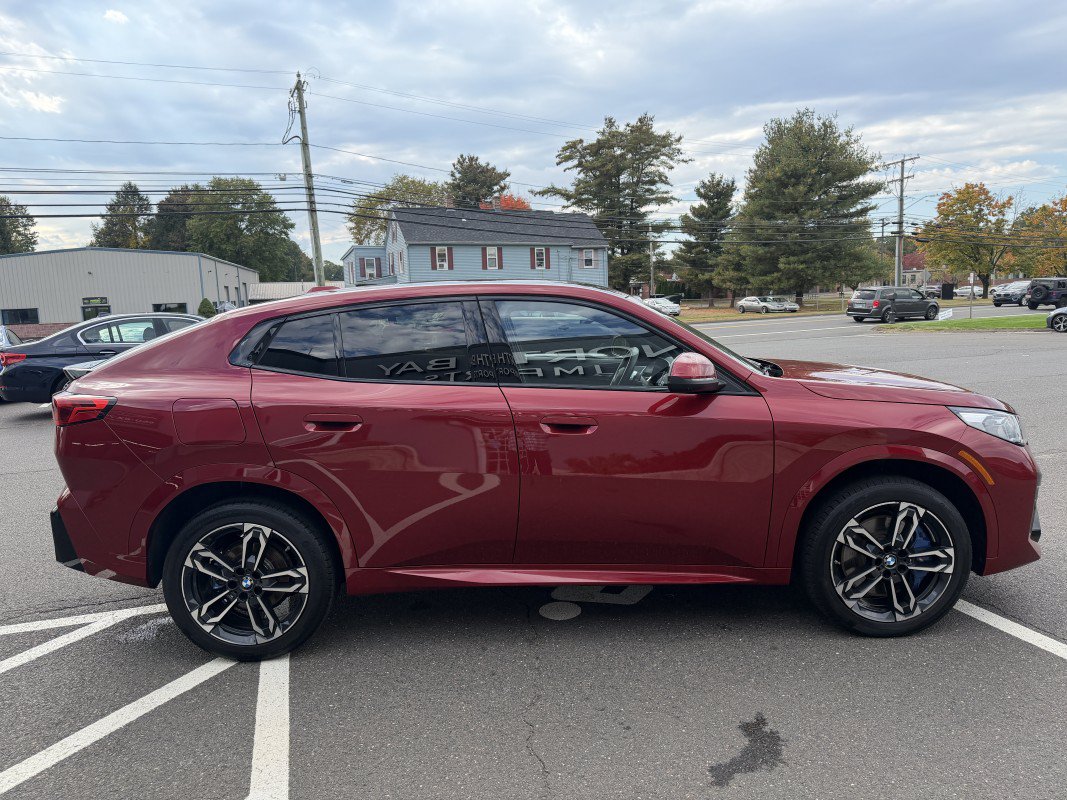 Used 2025 BMW X2 xDrive28i w/ Premium Package AWD/4WD image 6
