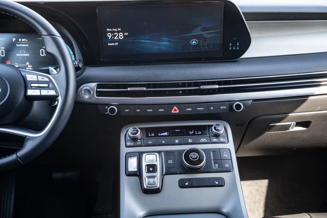 Certified 2025 Hyundai Palisade XRT FWD image 16