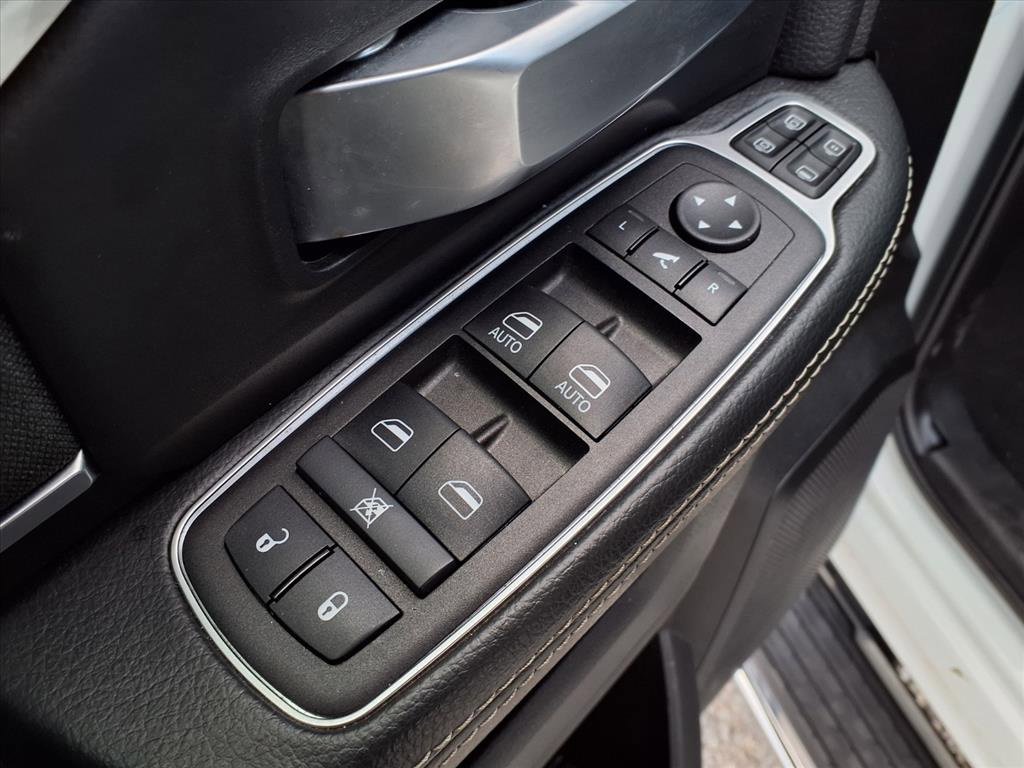 Used 2024 RAM 2500 Big Horn w/ Bed Utility Group image 18