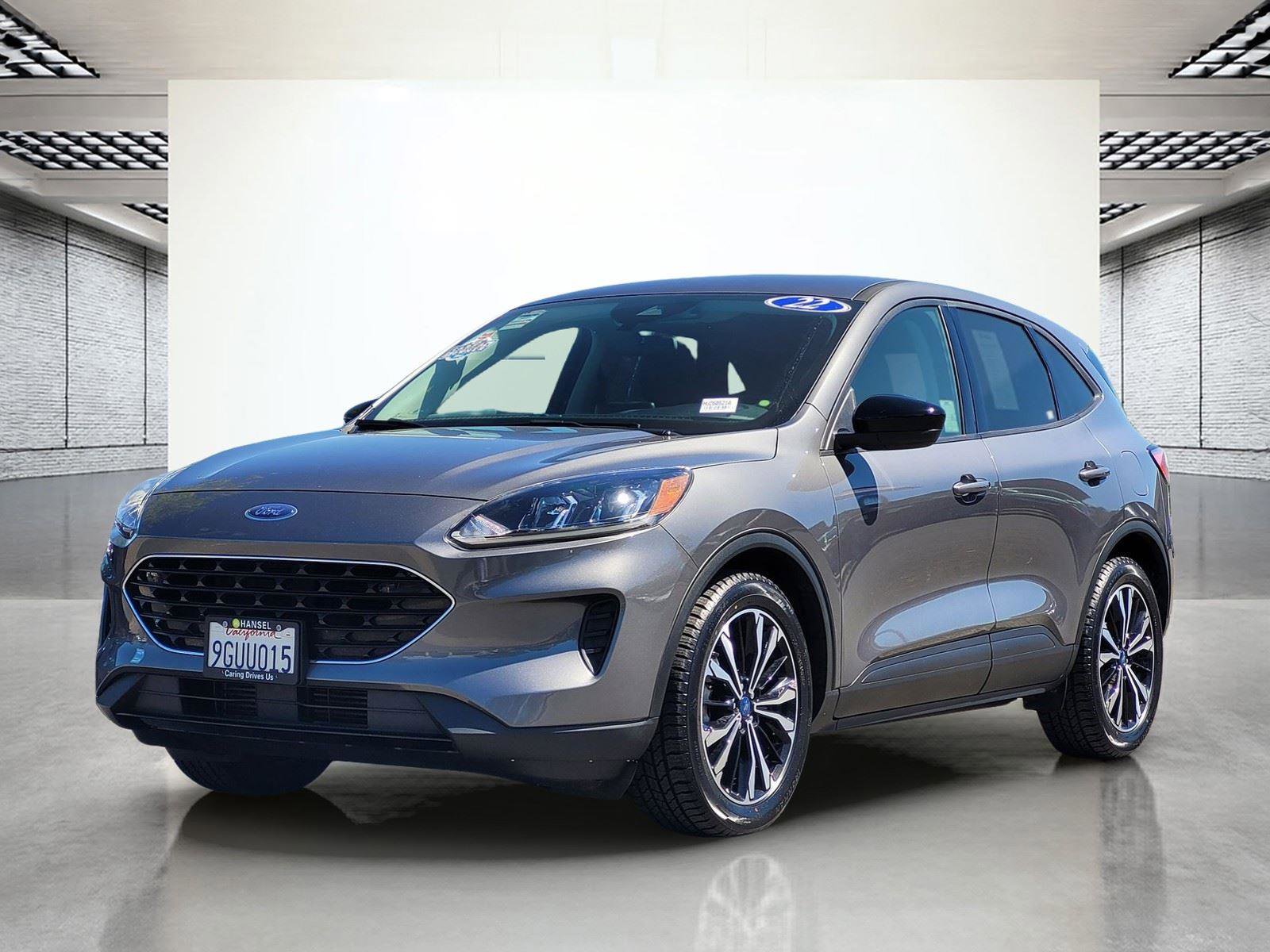 Used 2022 Ford Escape SE w/ SE Sport Appearance Package image 11