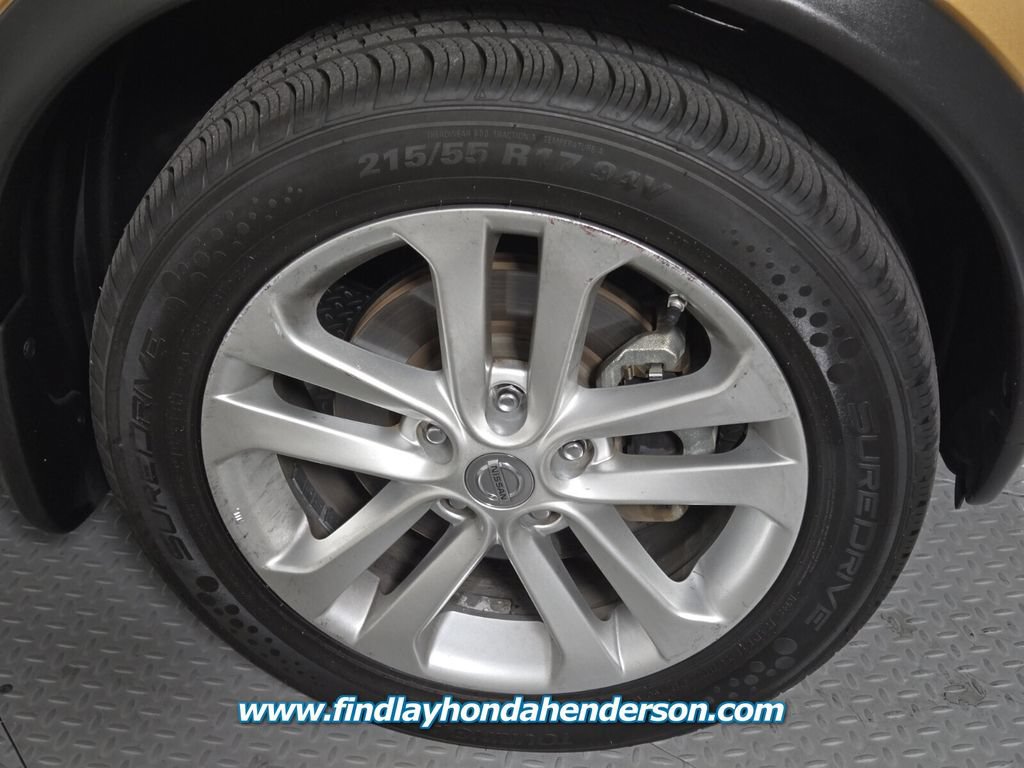 Used 2013 Nissan Juke SL AWD/4WD image 12