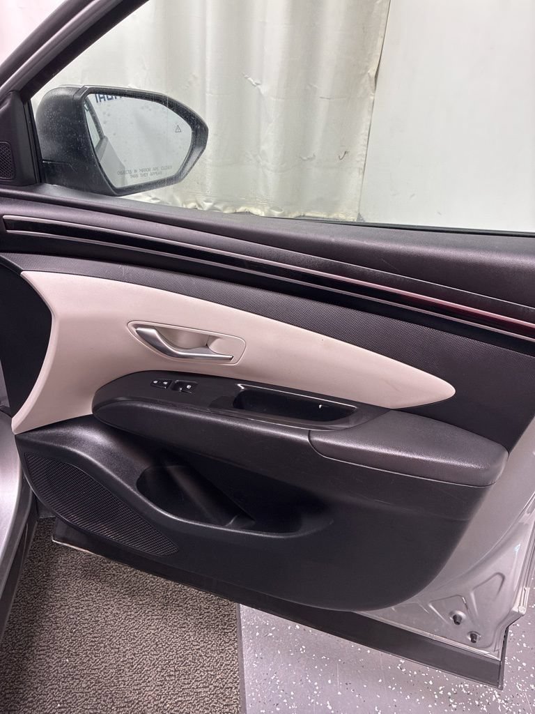 Used 2022 Hyundai Tucson SEL w/ Cargo Package AWD/4WD image 27