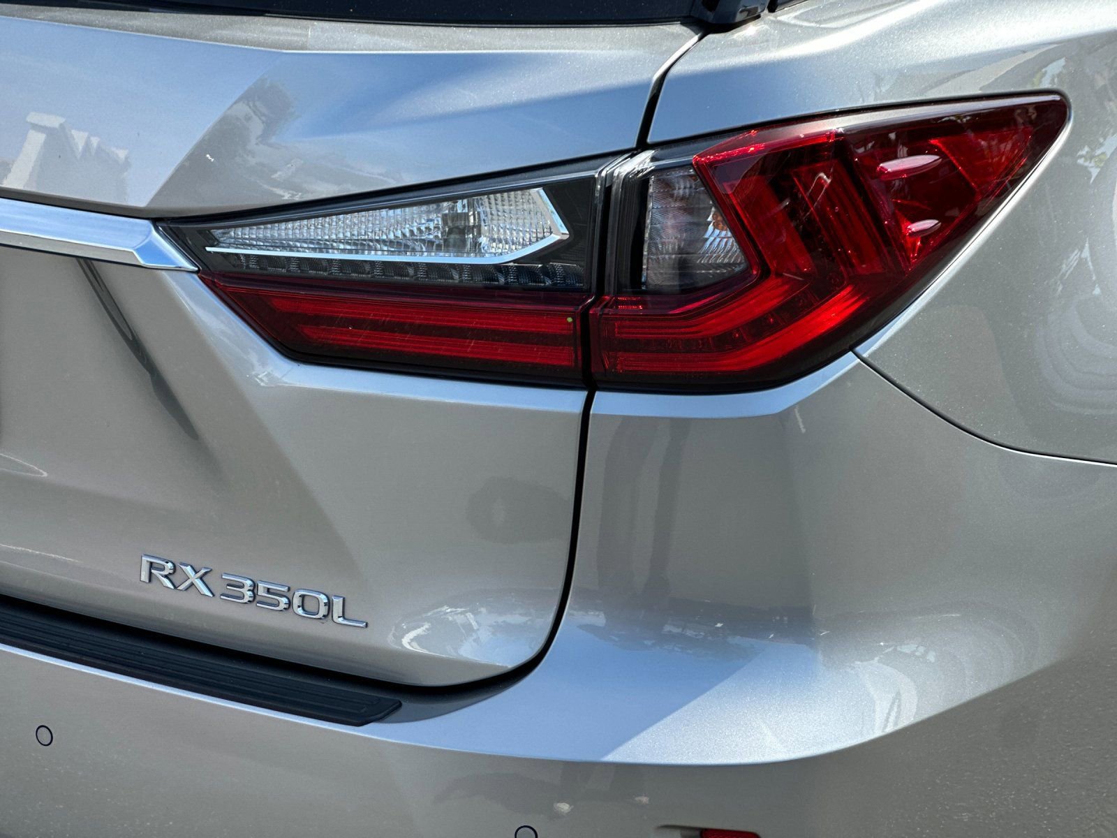Used 2020 Lexus RX 350L FWD w/ Premium Package image 34