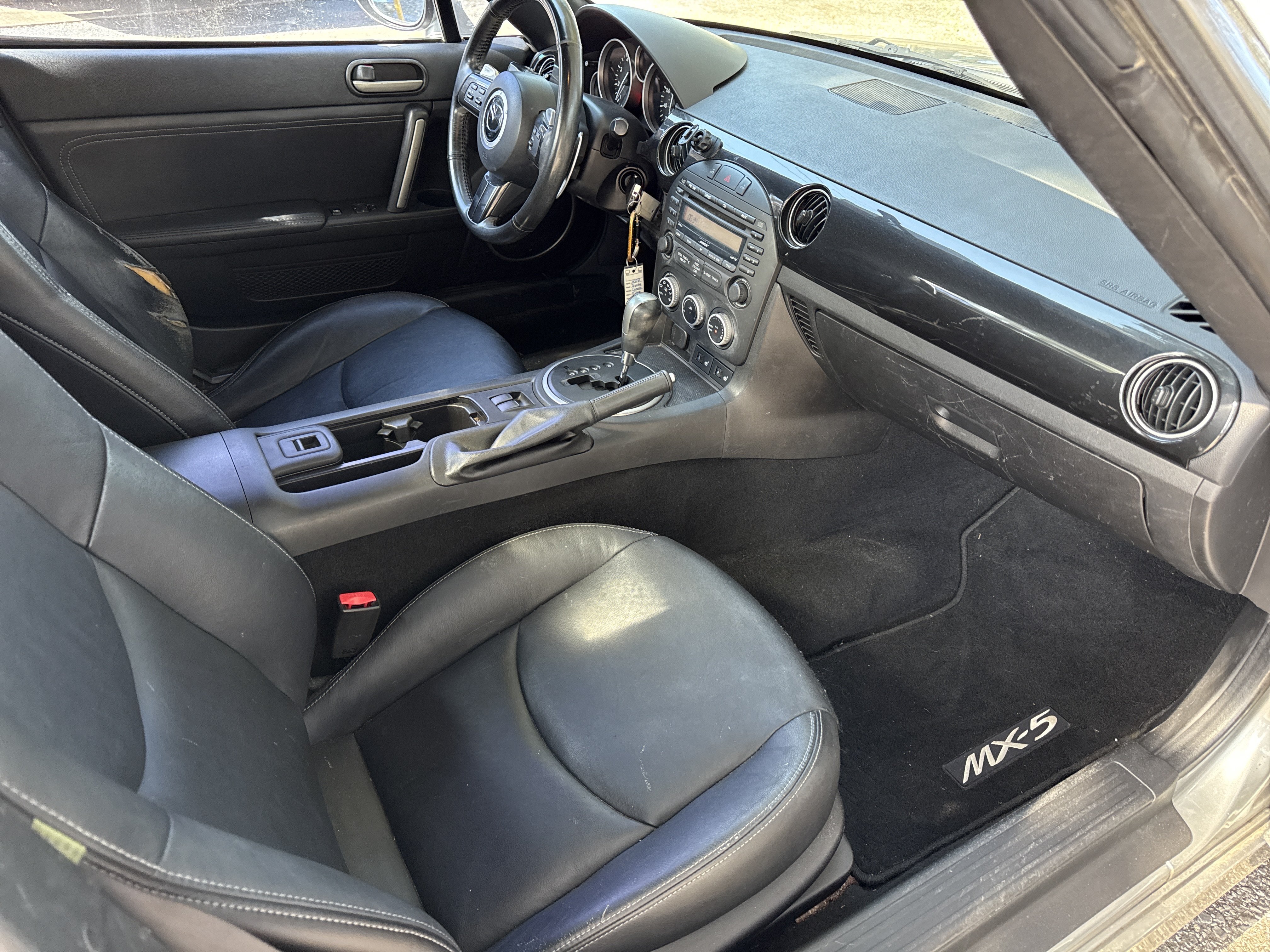 Used 2013 MAZDA MX-5 Miata Grand Touring RWD image 21