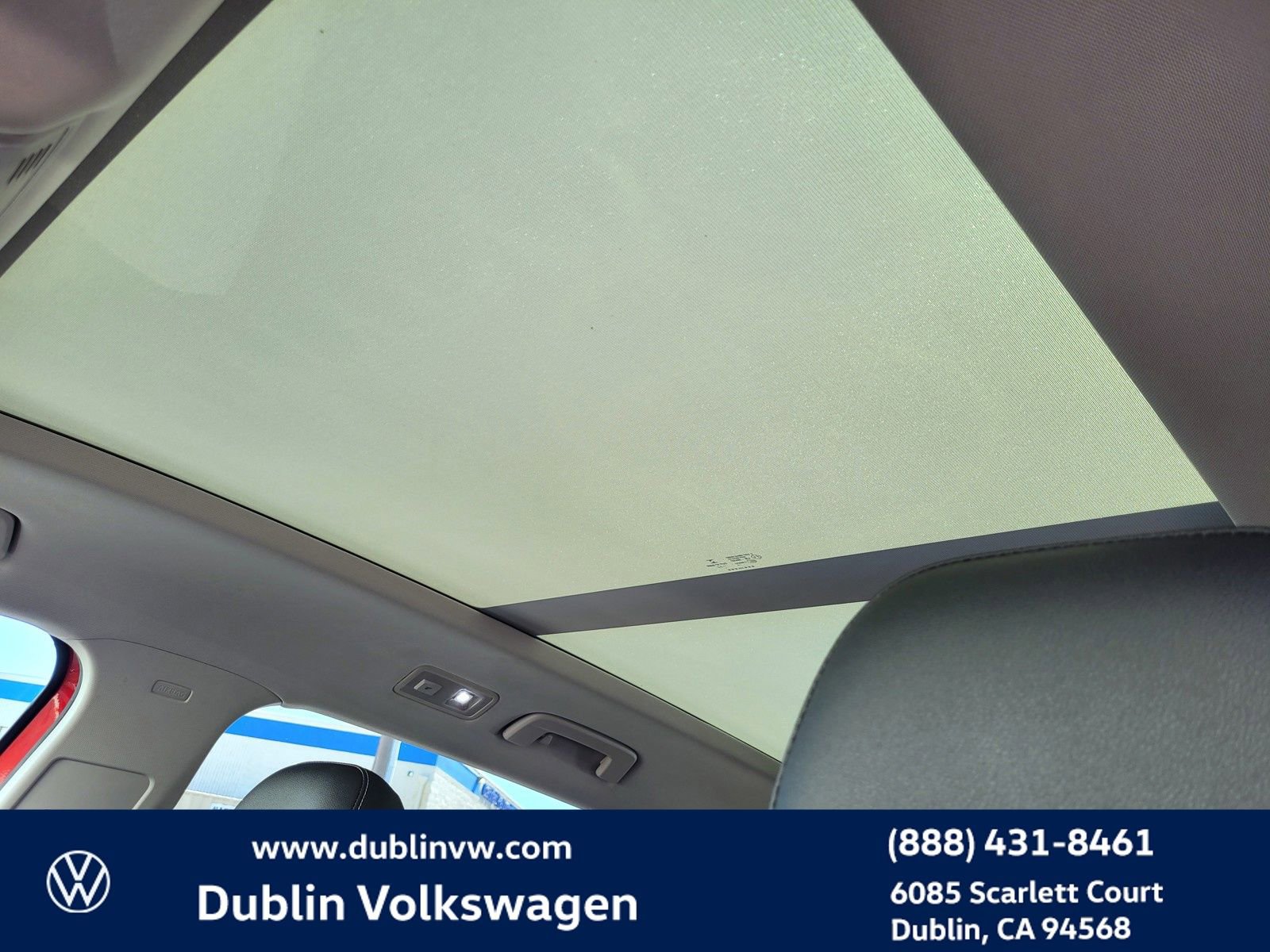 Used 2022 Volkswagen Taos SEL image 17