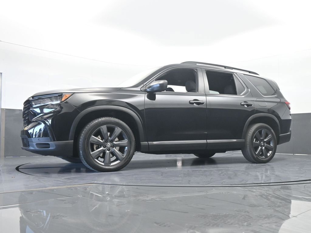 Used 2023 Honda Pilot Sport image 58