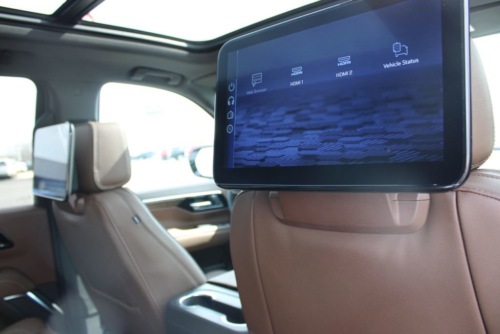 New 2026 Chevrolet Suburban High Country image 39