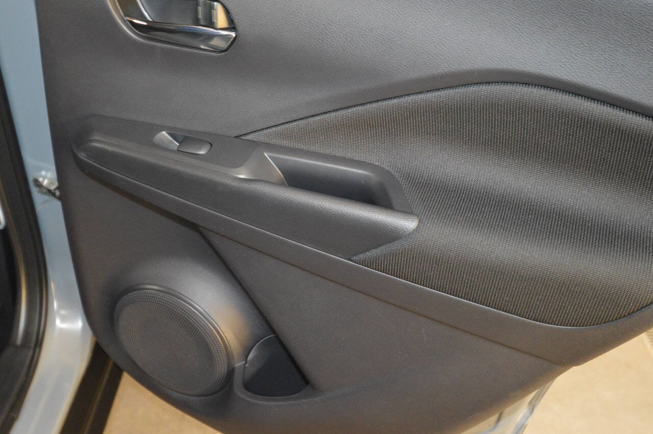 Used 2024 Nissan Kicks SV image 10