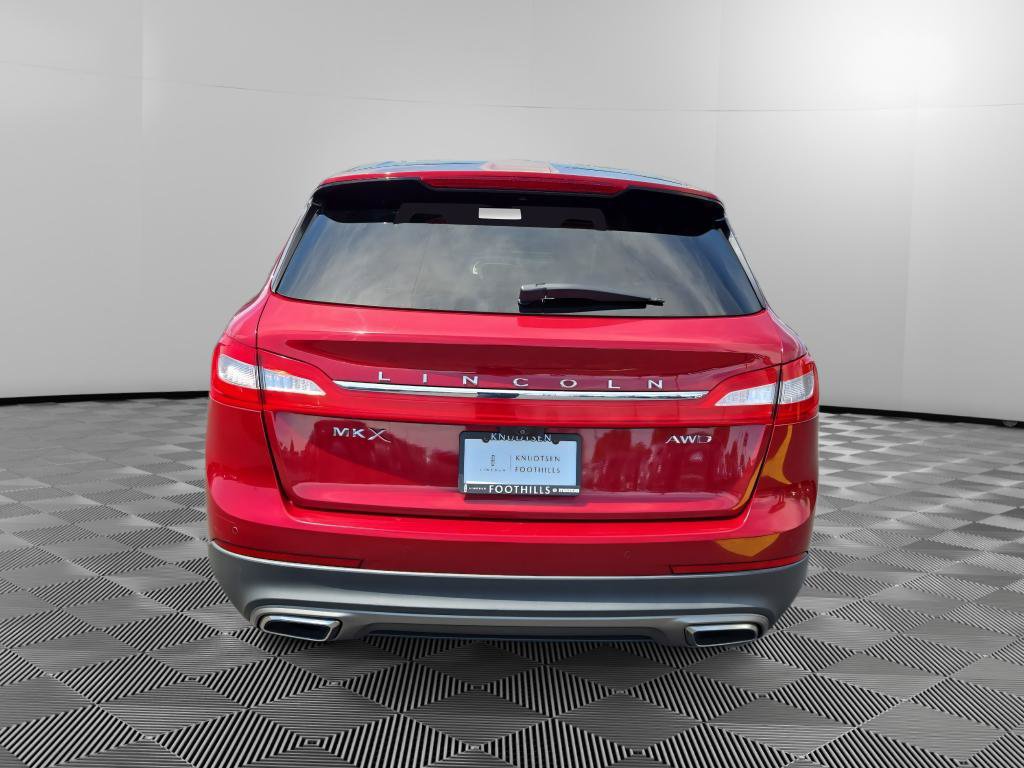 Used 2018 Lincoln MKX Select w/ Select Plus Package AWD/4WD image 6