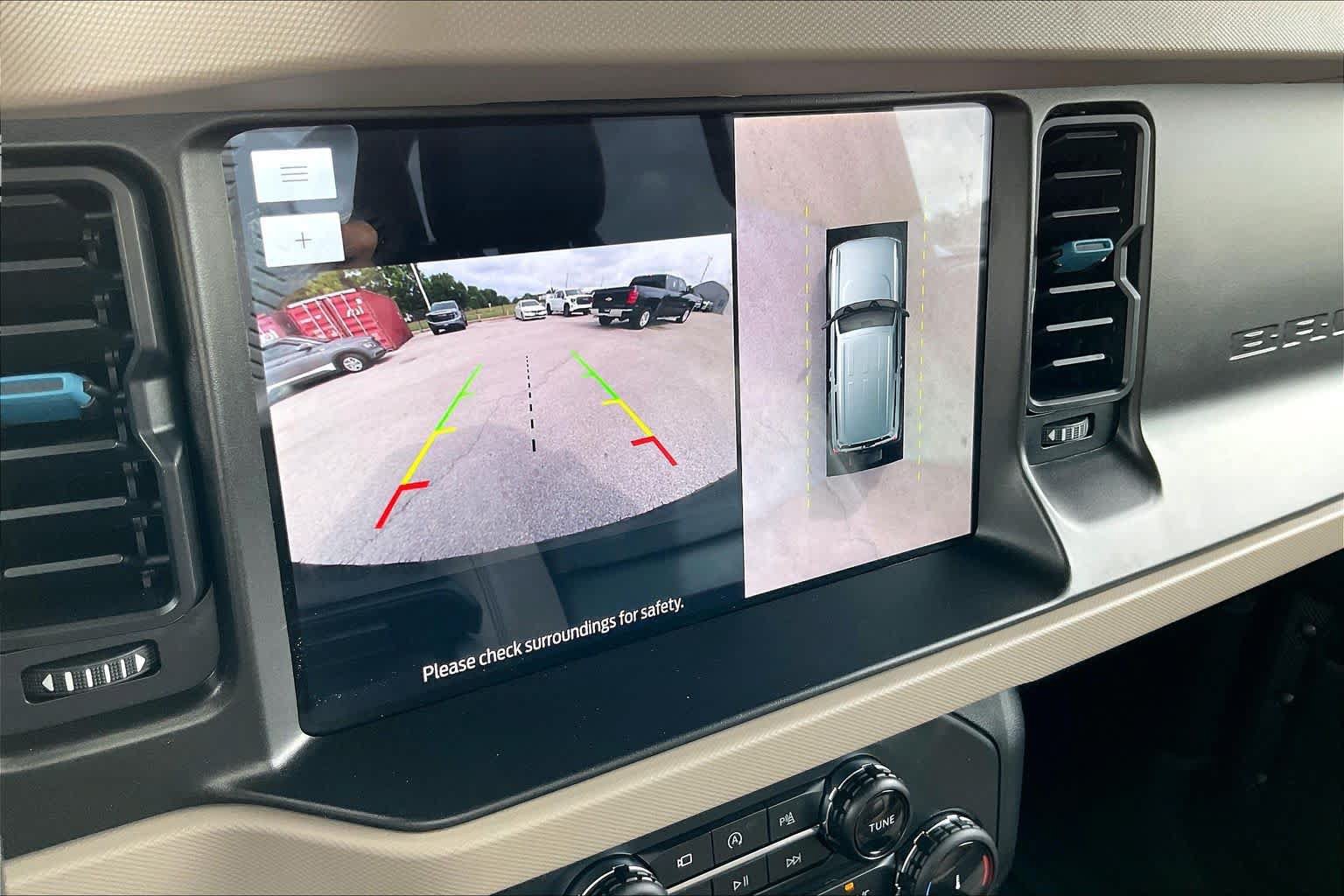 Used 2022 Ford Bronco Wildtrak AWD/4WD image 27