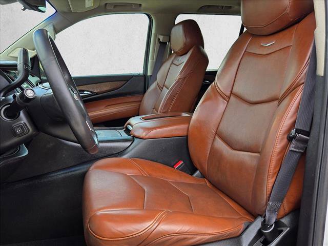 Used 2017 Cadillac Escalade Premium Luxury w/ LPO, Radiant Package image 10