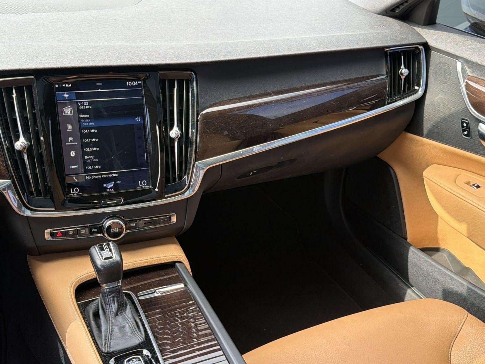 Used 2019 Volvo S90 T5 Momentum FWD image 27