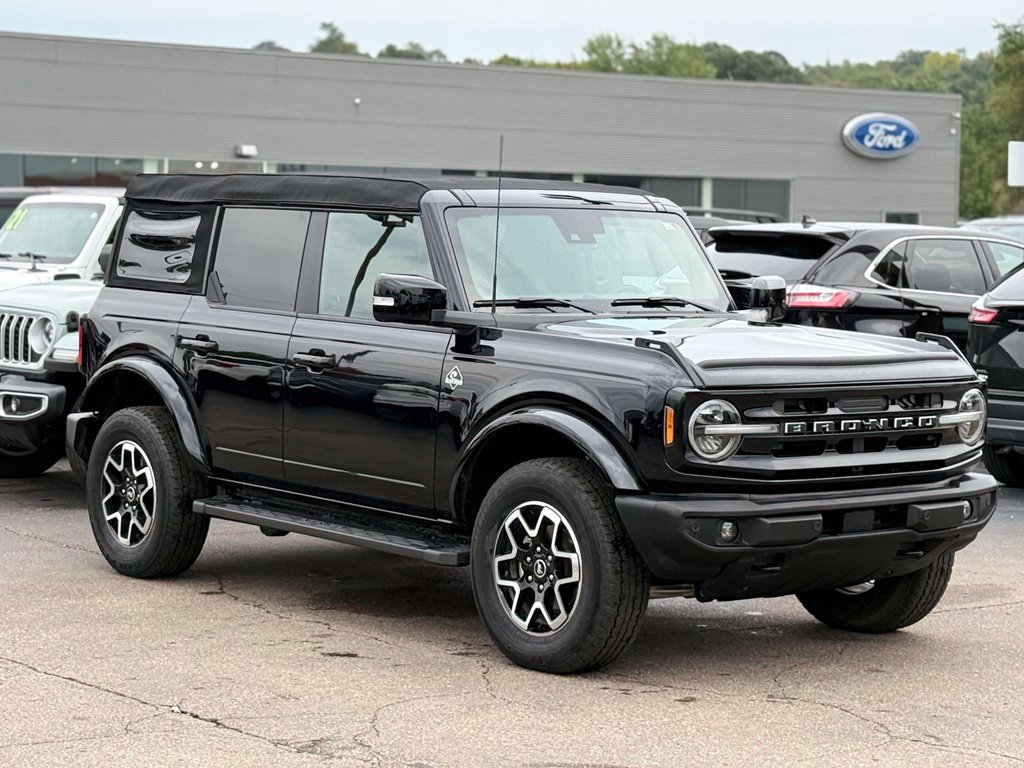 Certified 2023 Ford Bronco Outer Banks AWD/4WD image 33