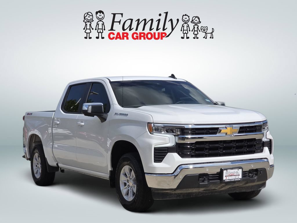 Used 2025 Chevrolet Silverado 1500 LT w/ Safety Package AWD/4WD image 2
