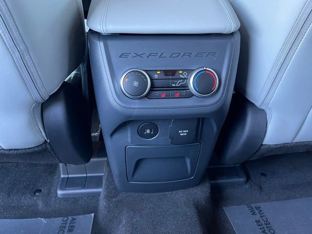 New 2026 Ford Explorer Platinum image 19