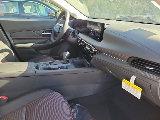 New 2026 Nissan Sentra SR w/ Floor Mat Package FWD image 30