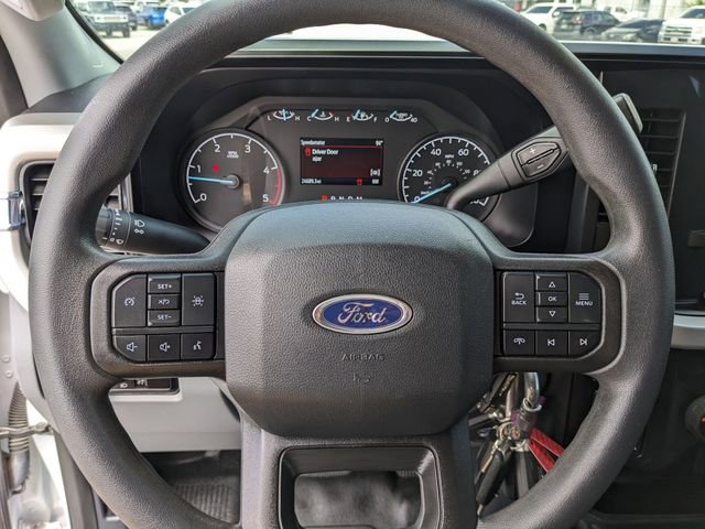 Used 2024 Ford F550 4x4 Crew Cab Super Duty image 31