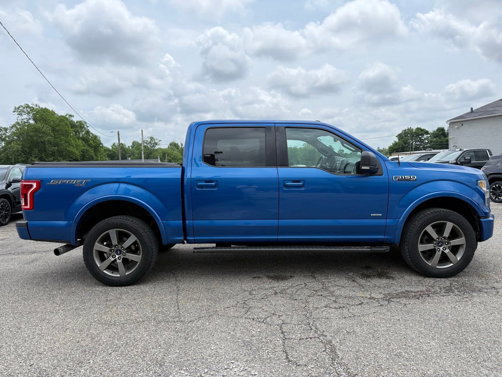 Used 2016 Ford F150 XLT w/ Equipment Group 302A Luxury AWD/4WD image 7