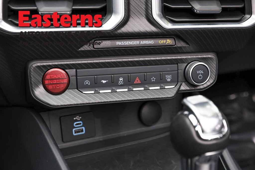 Used 2025 Ford Mustang Premium image 20