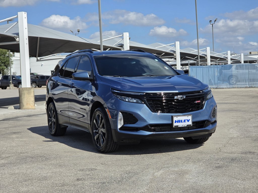 Used 2024 Chevrolet Equinox RS FWD image 3