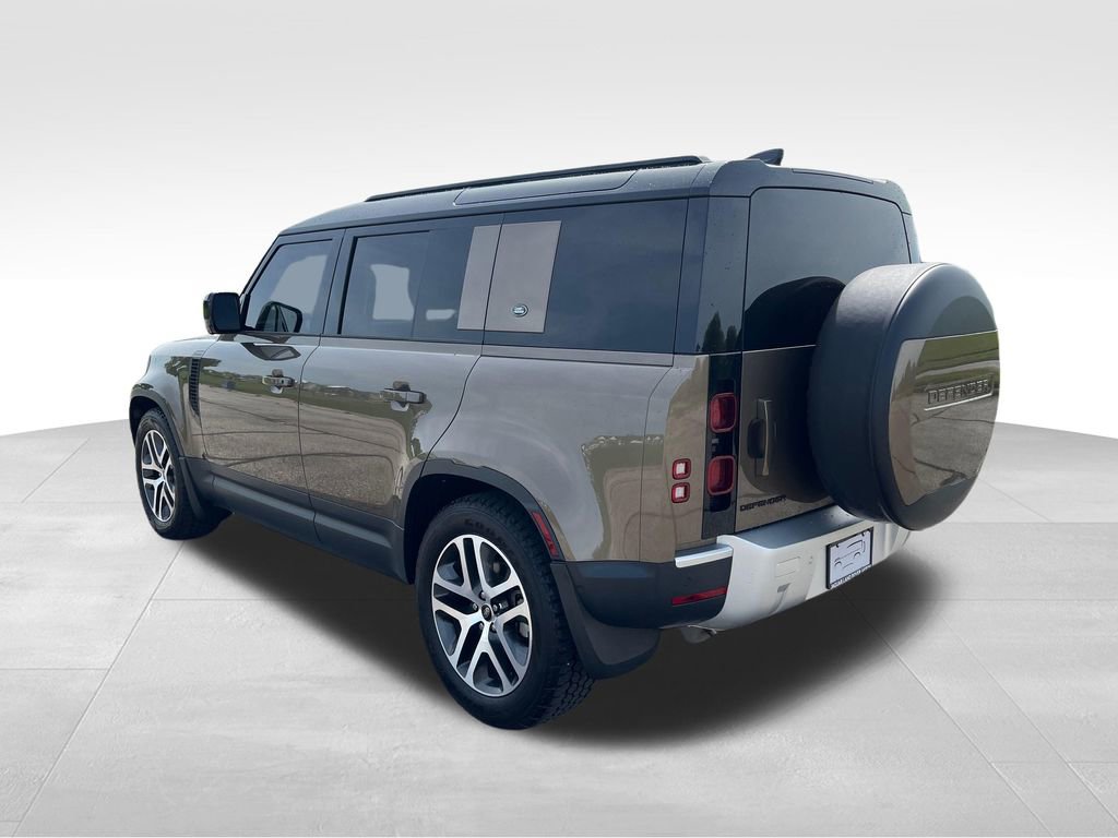 Used 2024 Land Rover Defender 110 S AWD/4WD image 3