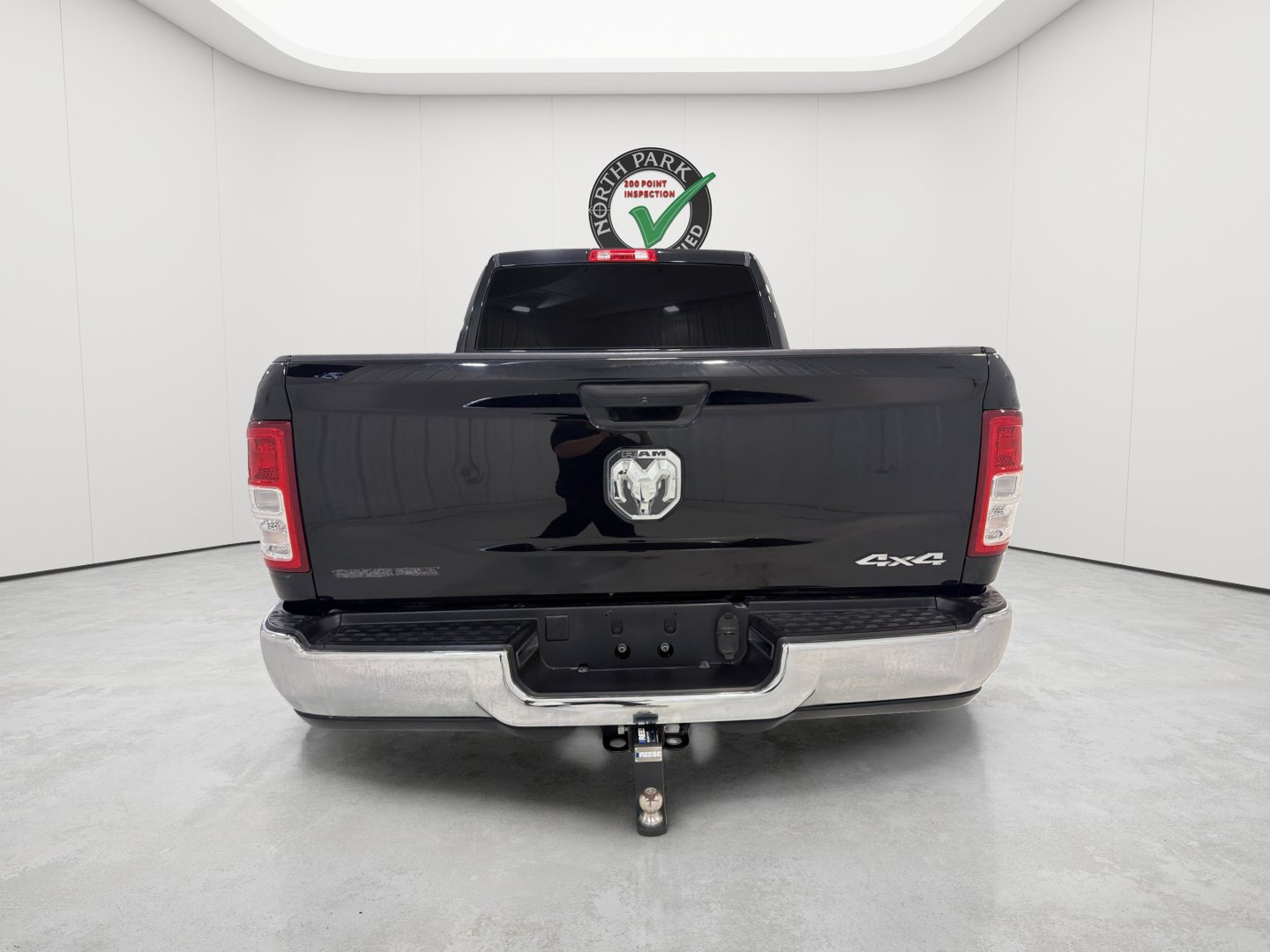 Used 2024 RAM 2500 Big Horn w/ Bed Utility Group AWD/4WD image 4