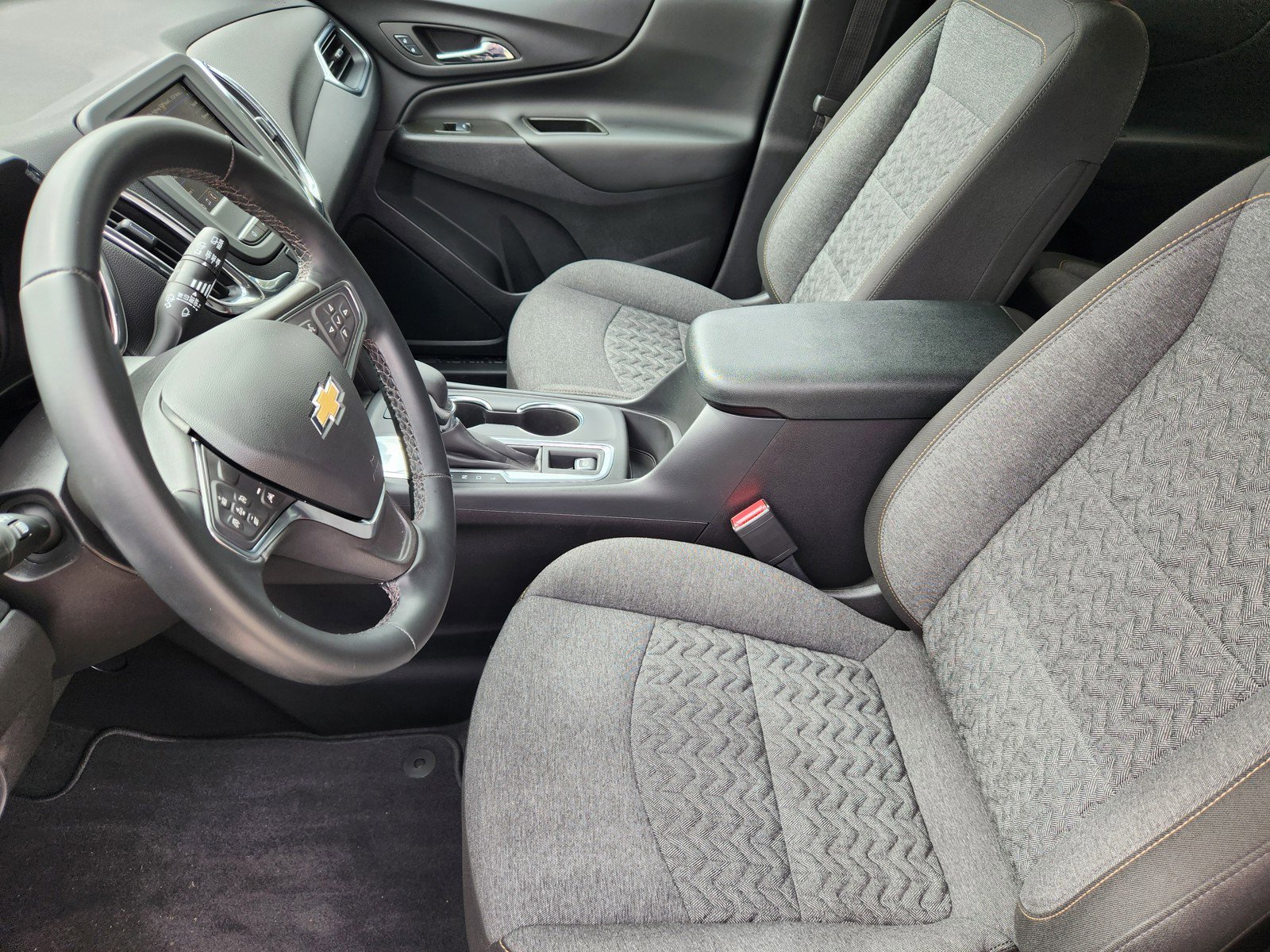 Certified 2024 Chevrolet Equinox LT FWD image 10