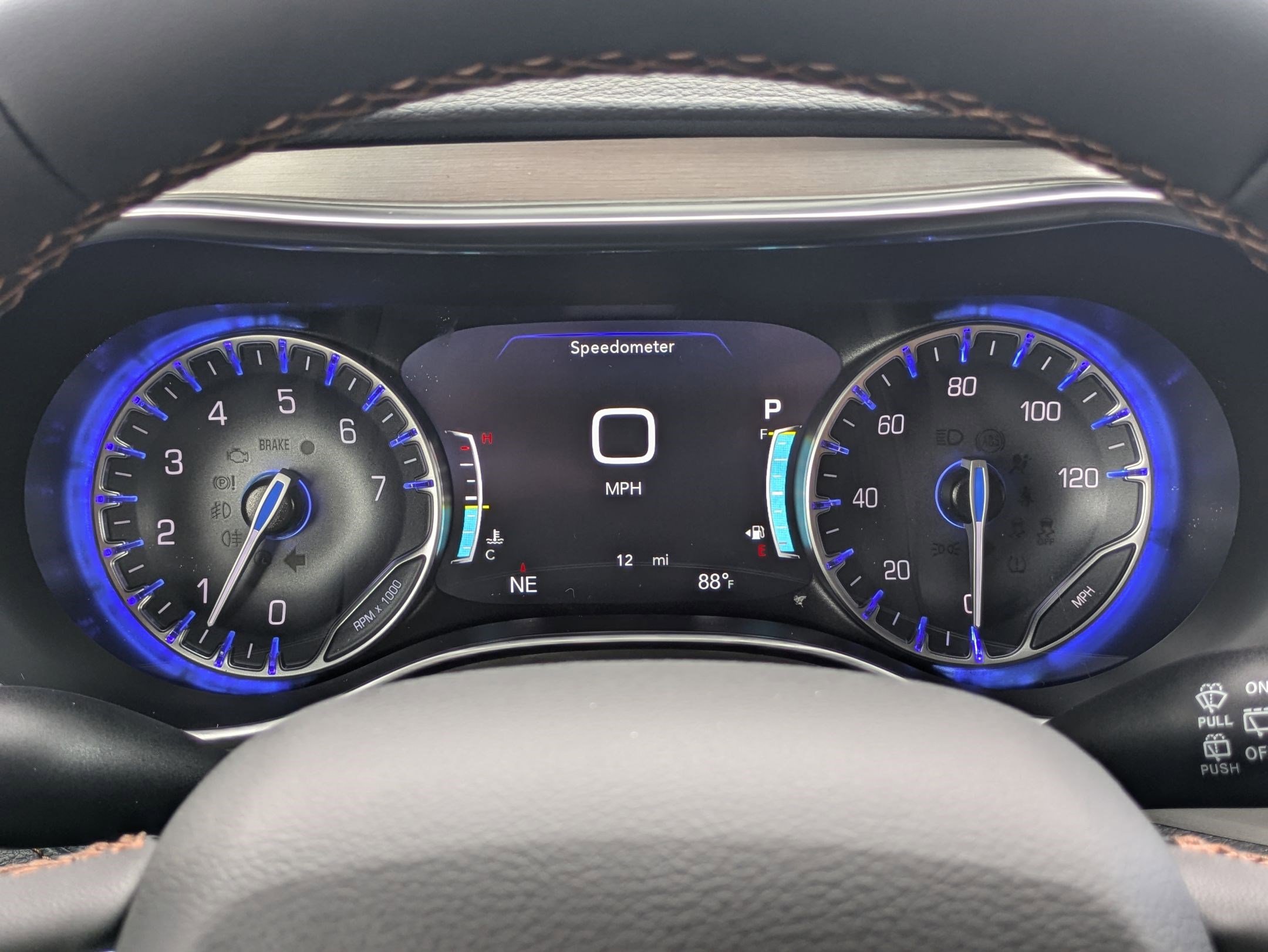 New 2026 Chrysler Pacifica Pinnacle image 10