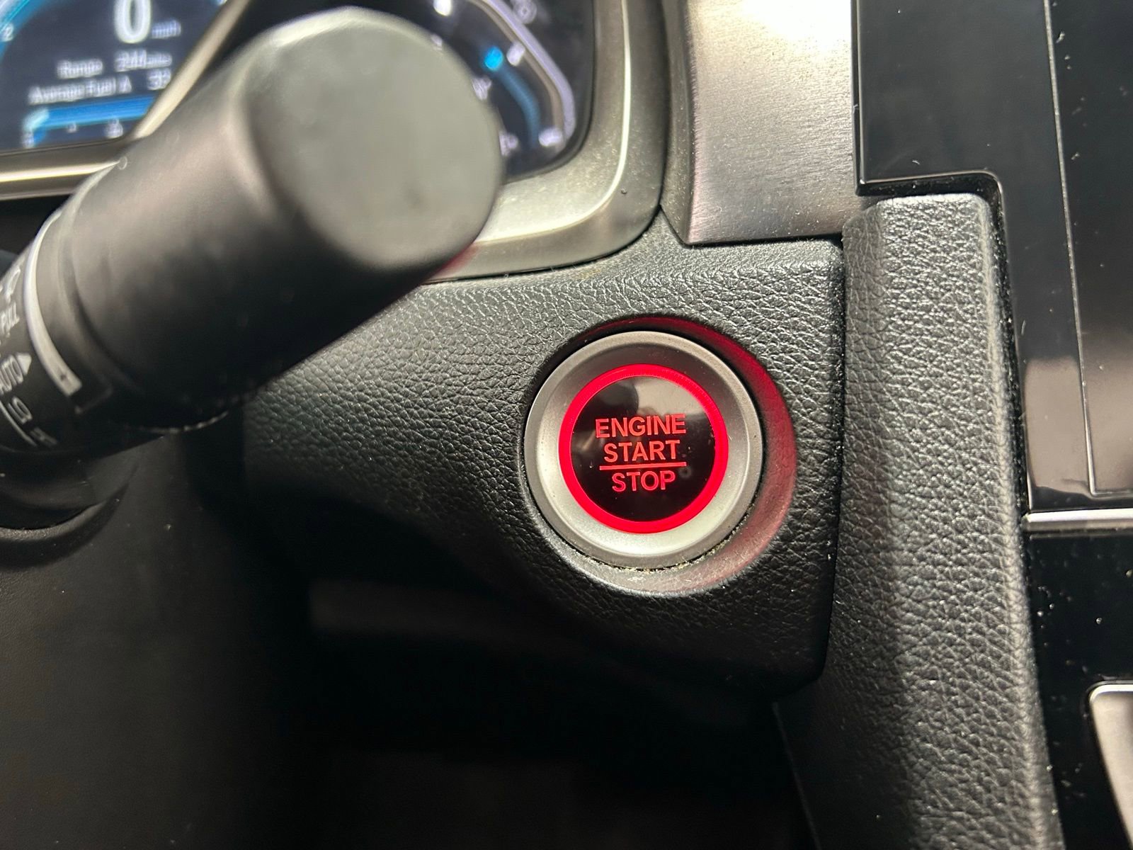 Used 2017 Honda Civic Touring image 15