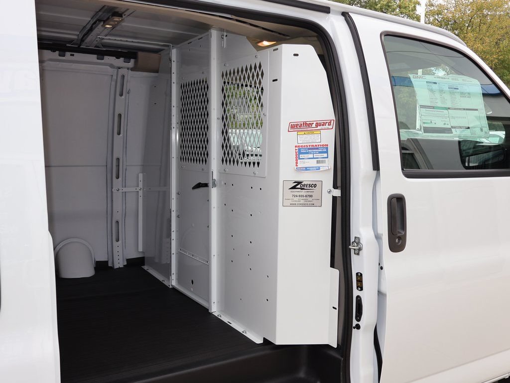 New 2025 GMC Savana 2500 w/ Enhanced Convenience Package RWD image 26