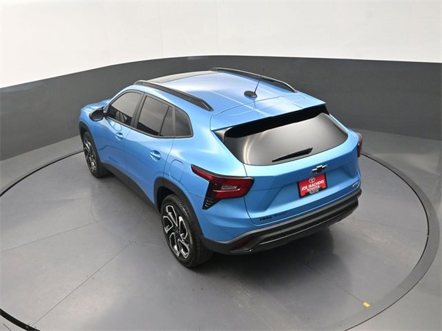 Used 2025 Chevrolet Trax RS w/ Sunroof Package image 26