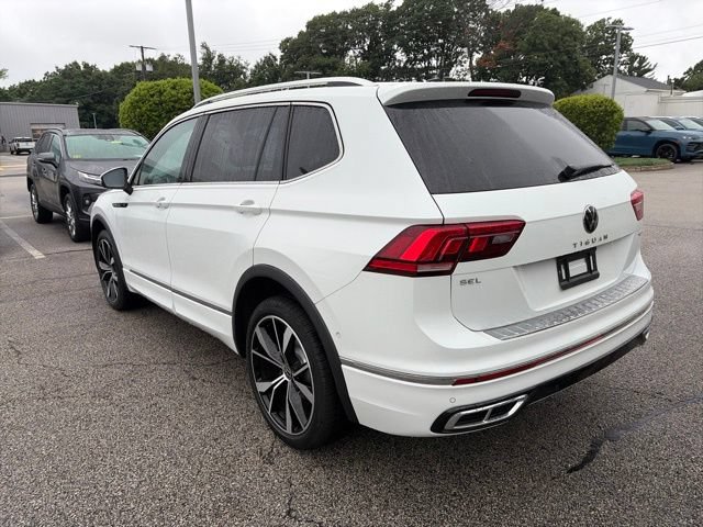Used 2022 Volkswagen Tiguan SEL R-Line AWD/4WD image 9