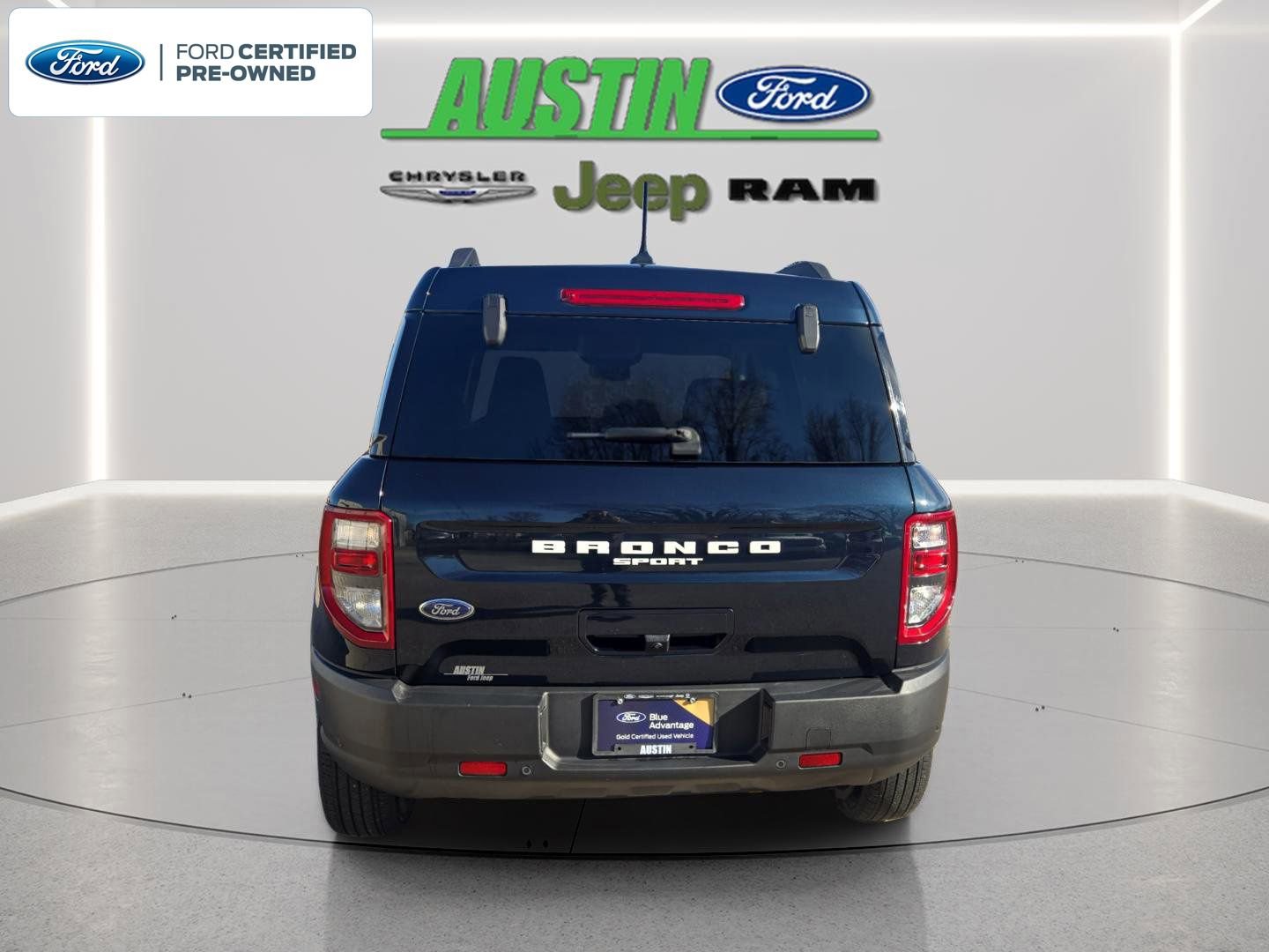 Certified 2023 Ford Bronco Sport Outer Banks w/ Tech Package AWD/4WD image 11