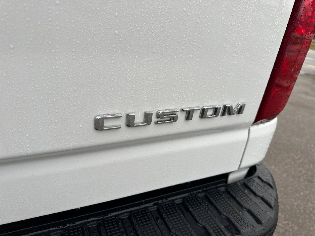 Used 2025 Chevrolet Silverado 2500 Custom w/ Custom Value Package image 25