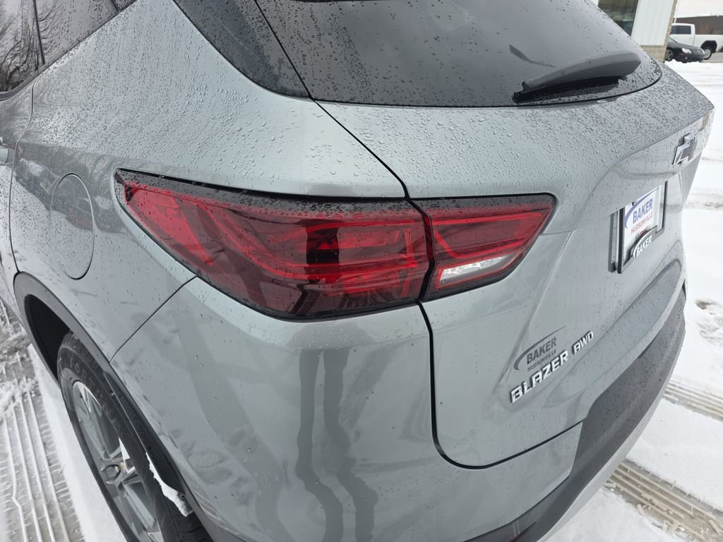 Used 2023 Chevrolet Blazer LT w/ Driver Confidence Package image 34