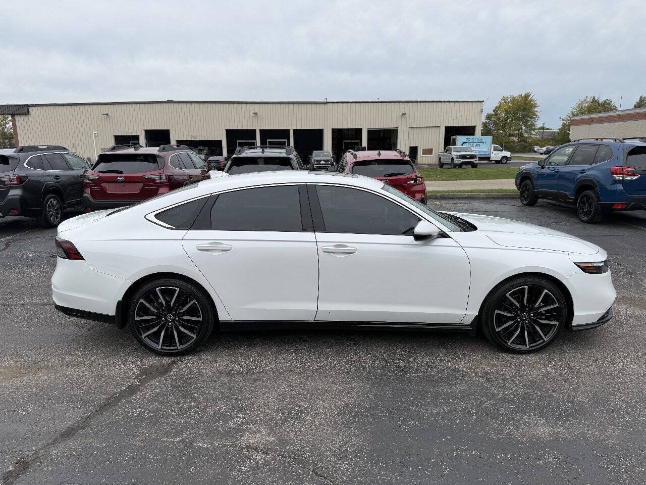 Used 2026 Honda Accord Touring image 4