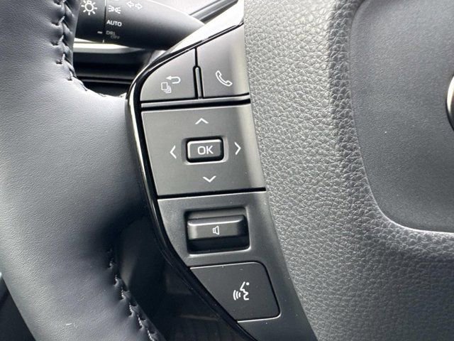 New 2026 Toyota Prius FWD image 26