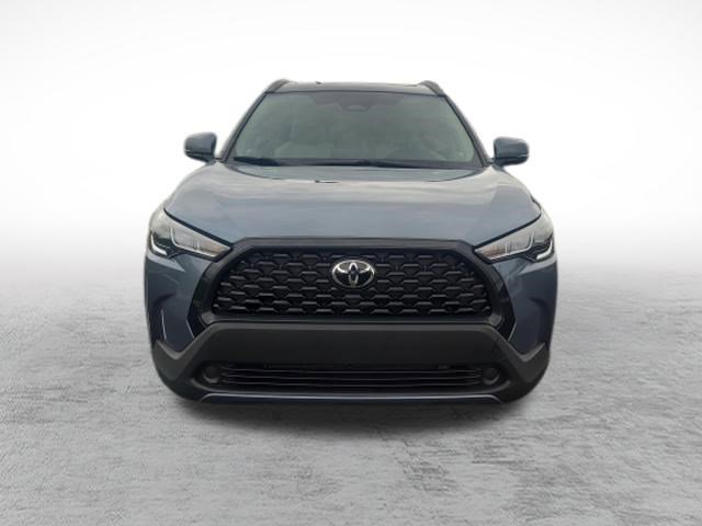 Certified 2024 Toyota Corolla Cross LE w/ Moonroof Package image 2