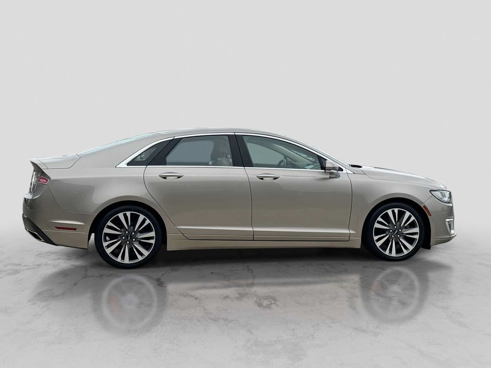 Used 2020 Lincoln MKZ Reserve w/ Elements Package AWD/4WD image 7