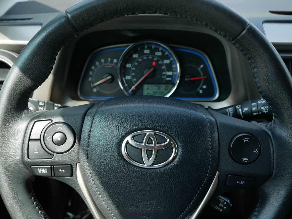 Used 2013 Toyota RAV4 Limited AWD/4WD image 26